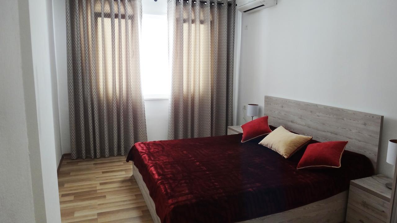 Apartments In White Residence Saranda Kültér fotó