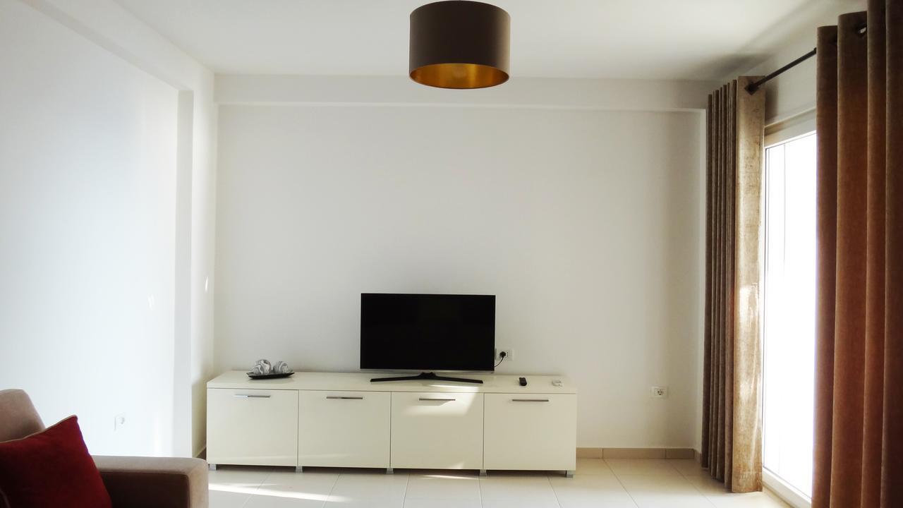 Apartments In White Residence Saranda Kültér fotó