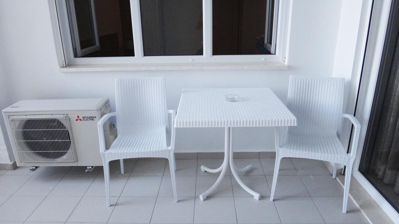 Apartments In White Residence Saranda Kültér fotó